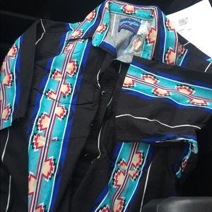 Wrangler XL button up!